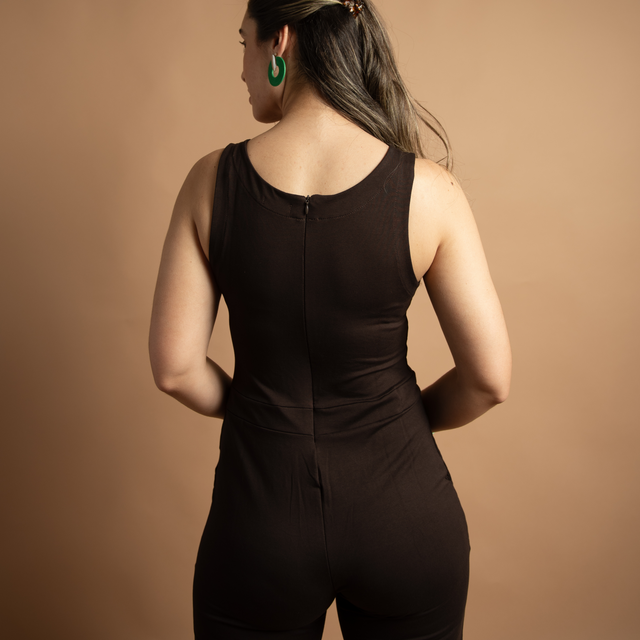 Angel - Sleeveless Fitted Jumpsuit with Pockets